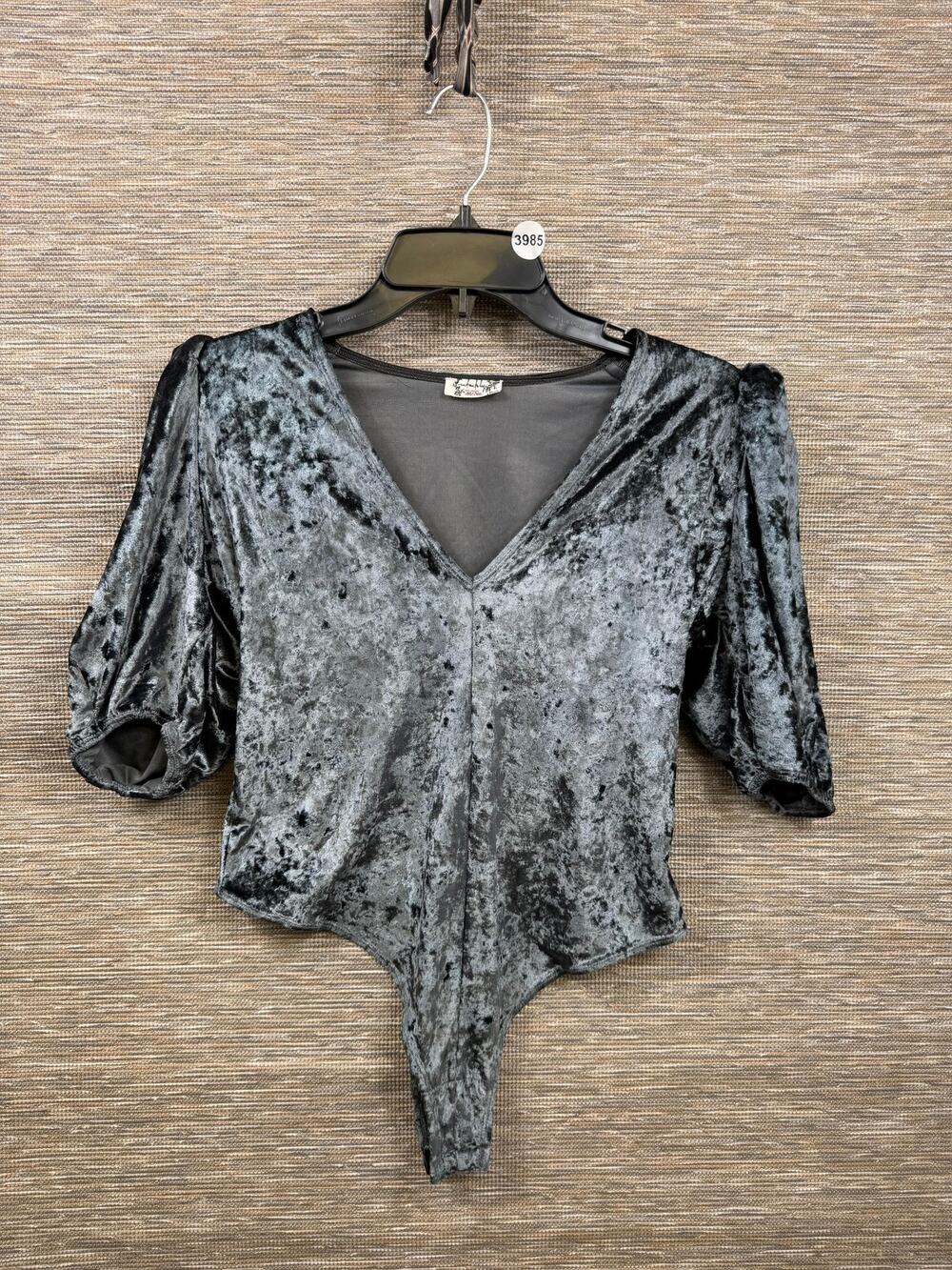 Free People Bodysuit Womens S Gray Crushed Velvet Puff Sleeve V Neck Lined